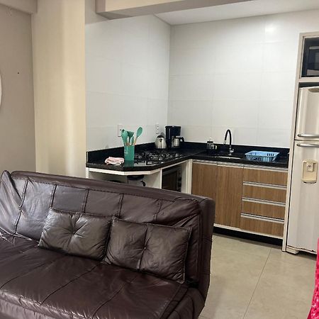 Residencial Tia Dilma Daire Bombinhas Dış mekan fotoğraf