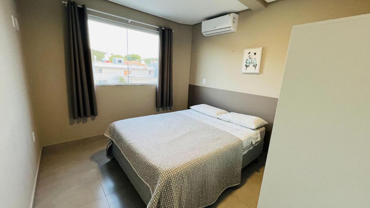 Residencial Tia Dilma Daire Bombinhas Dış mekan fotoğraf